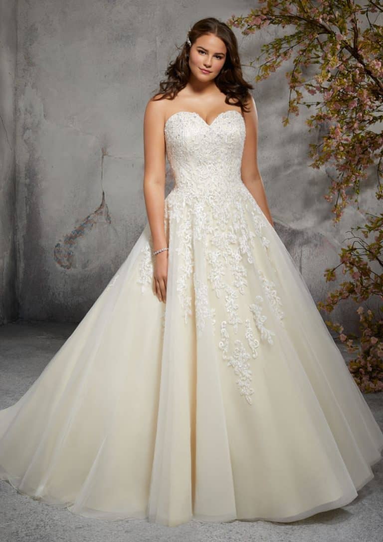 Gorgeous Plus Size Wedding Dresses From The Julietta Collection Dress For The Wedding